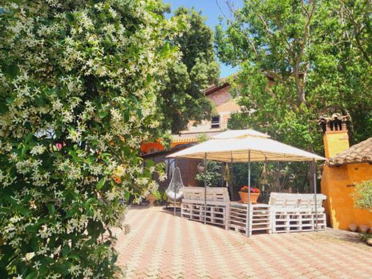 B&B Il Girasole SantʼAnna Arresi Екстериор снимка