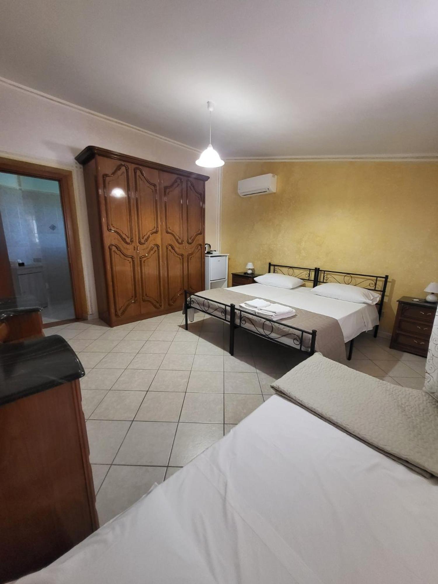 B&B Il Girasole SantʼAnna Arresi Екстериор снимка